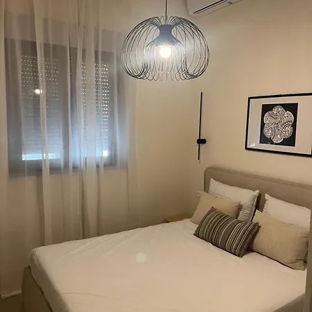 & * Zadar